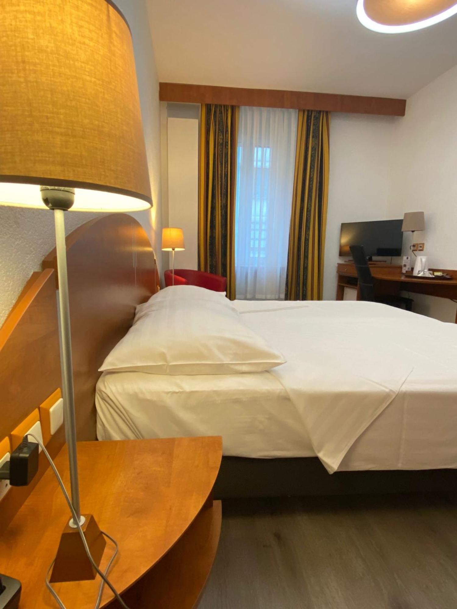 Hotel Admiral Geneva Bagian luar foto