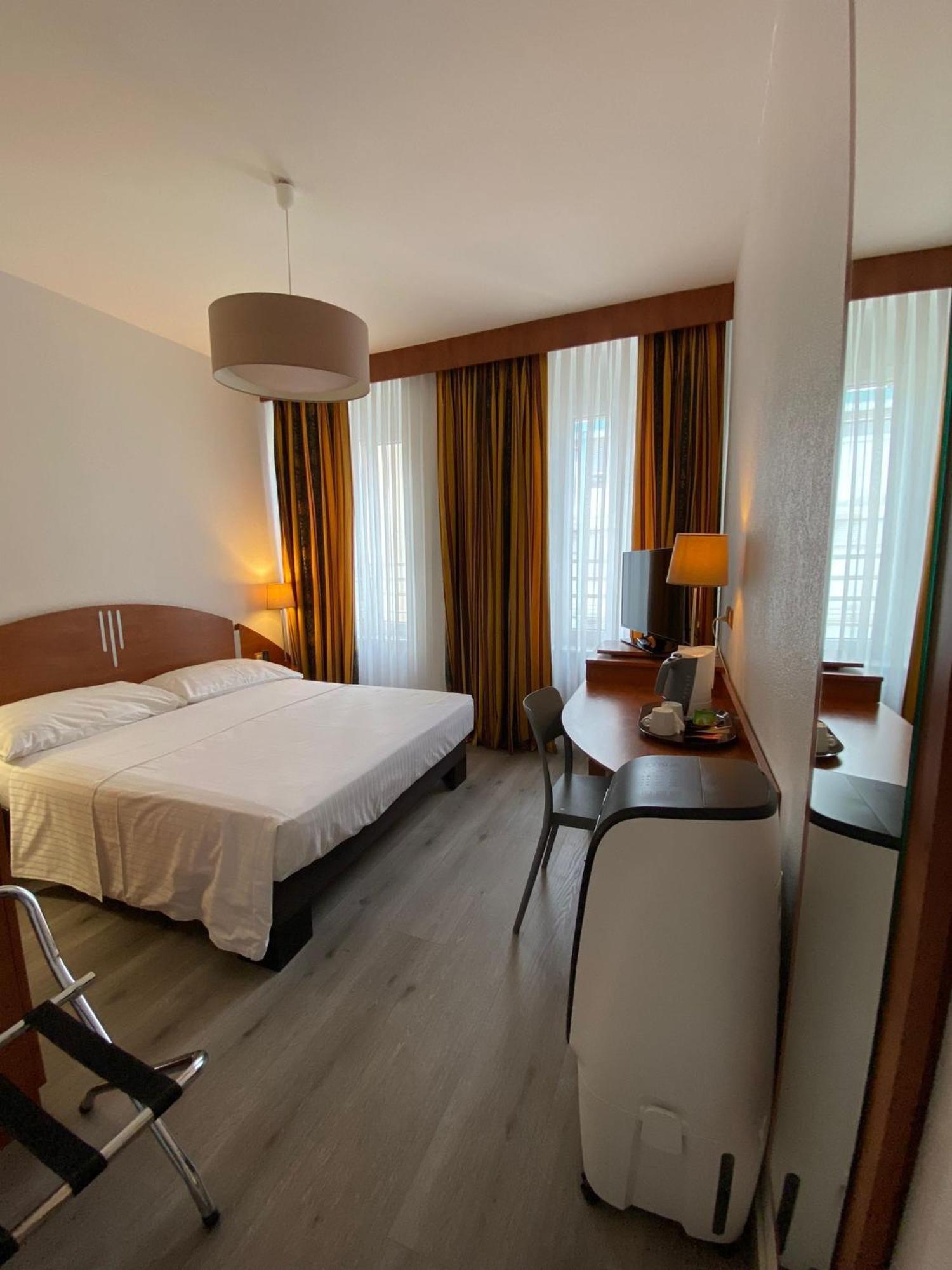 Hotel Admiral Geneva Bagian luar foto