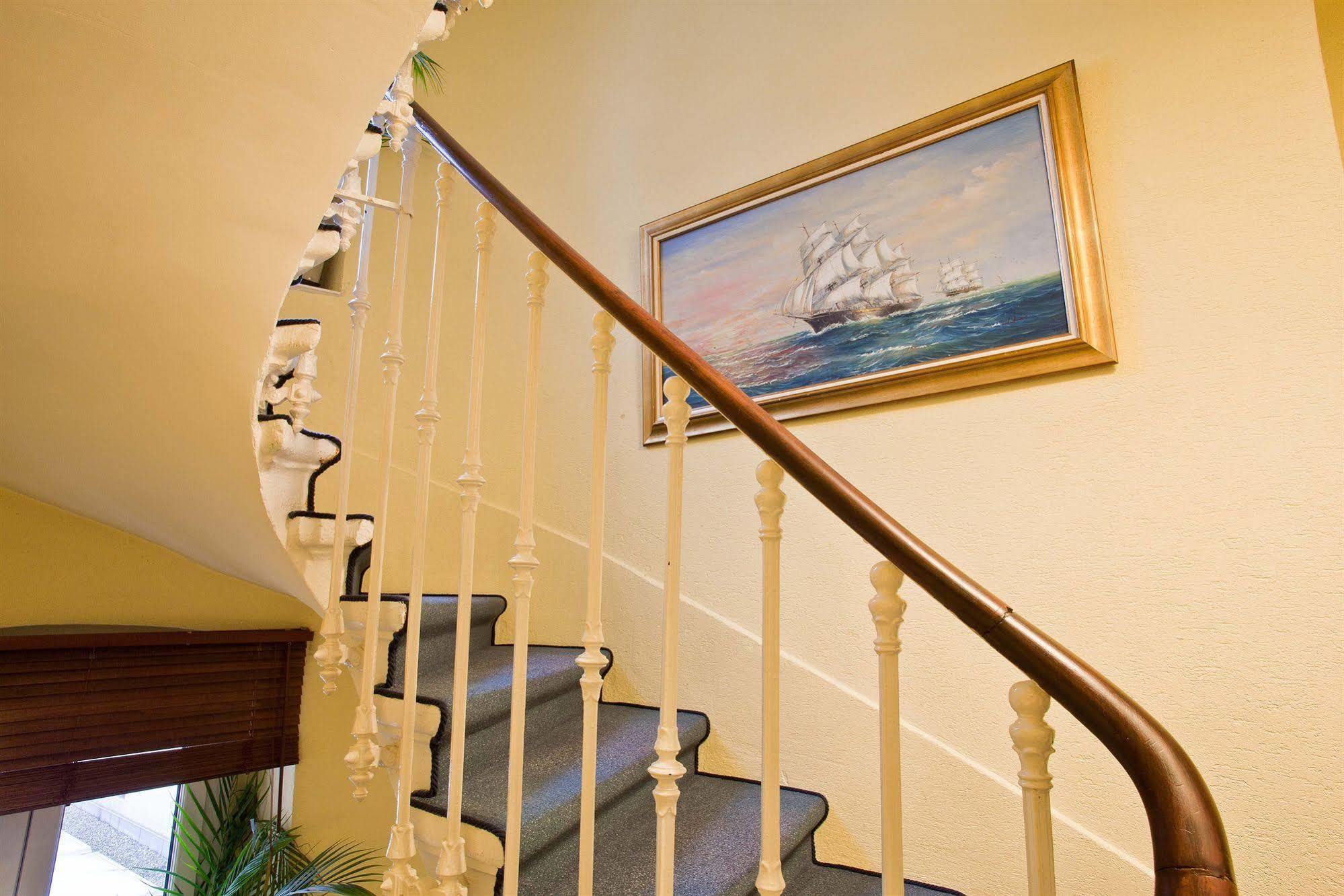 Hotel Admiral Geneva Bagian luar foto